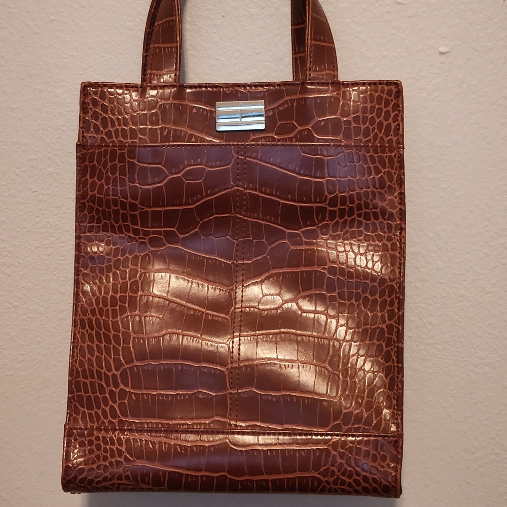 Vintage Tommy Hilfiger Brown Faux Leather Croc Embossed Medium Size Handbag